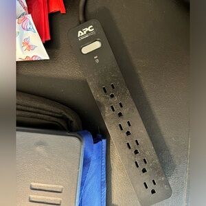 APC 6 Outlet Power Strip